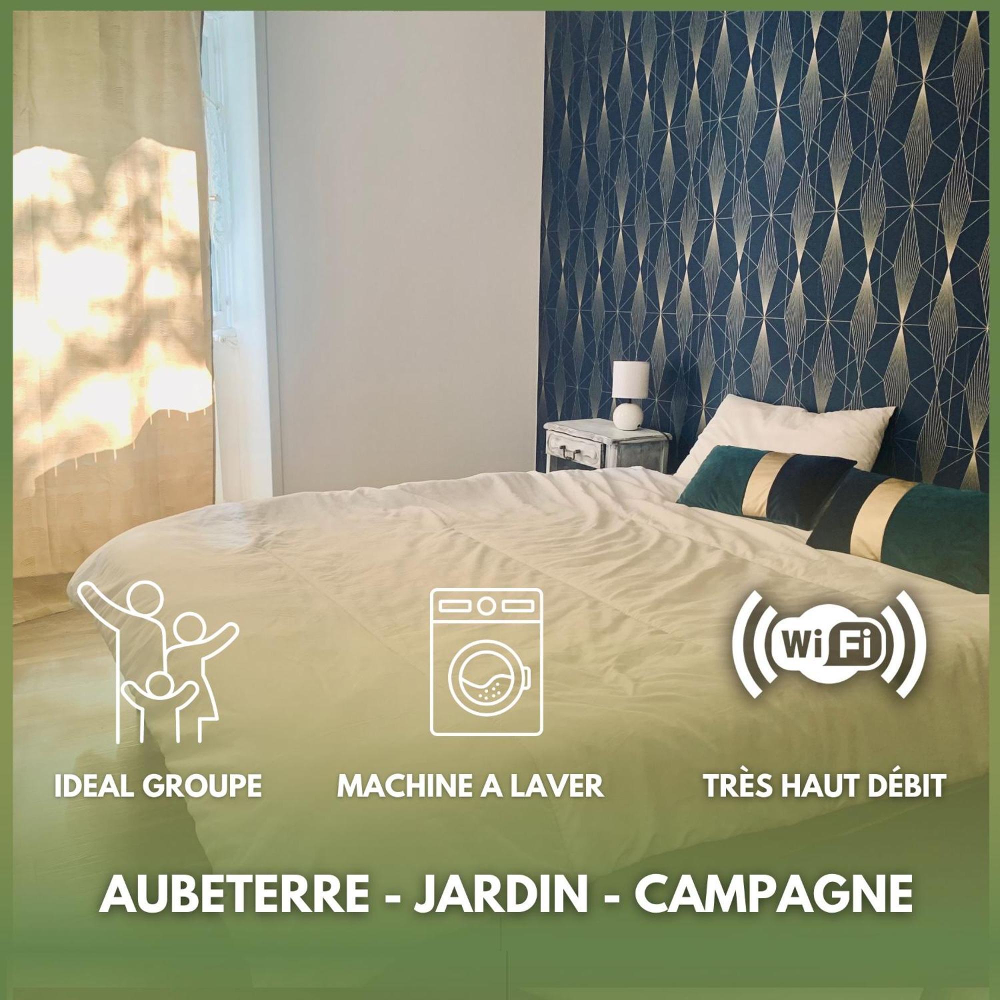 Maison 2 Chambres- Grand Jardin-Wifi - Au Coeur Du Village Aubeterre -Visites- Conciergerie J&N מראה חיצוני תמונה